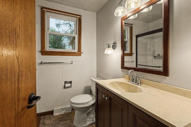 1700 CHESTNUT STREET, Wisconsin Rapids, WI 54494