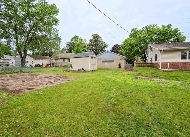 1700 CHESTNUT STREET, Wisconsin Rapids, WI 54494