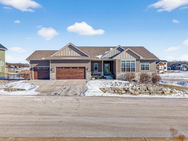 4960 Prairie Spring Court, Waunakee, WI 53597