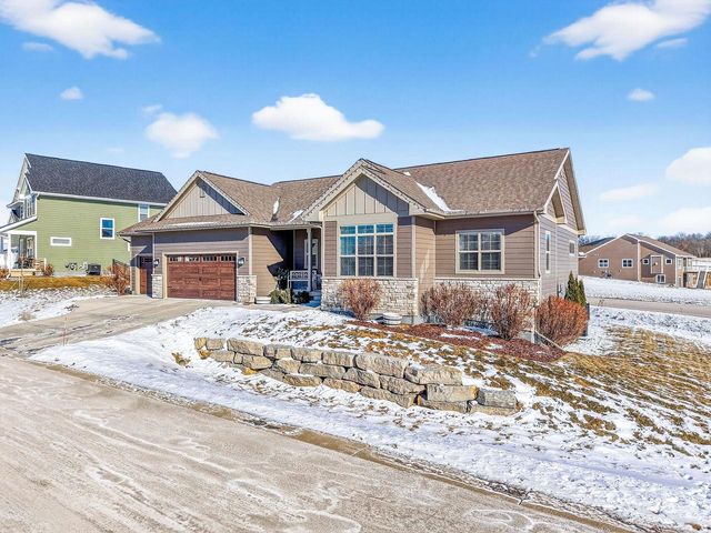 4960 Prairie Spring Court, Waunakee, WI 53597