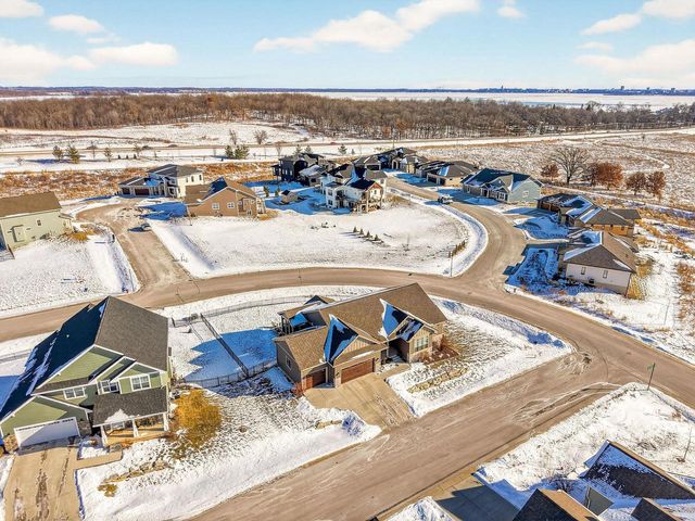 4960 Prairie Spring Court, Waunakee, WI 53597