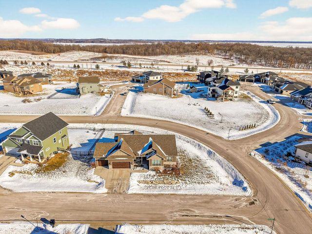 4960 Prairie Spring Court, Waunakee, WI 53597