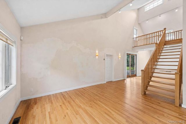 131 Red Creek Road, Hampton Bays, NY 11946