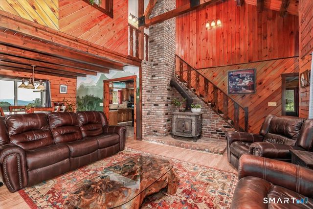 7 High Meadow Road, New Milford, CT 06776