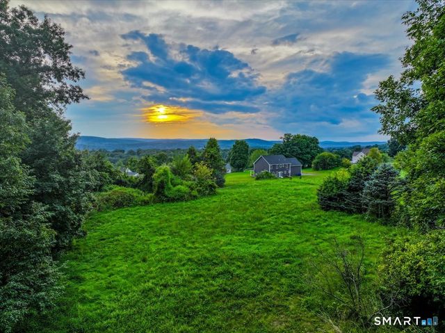 7 High Meadow Road, New Milford, CT 06776
