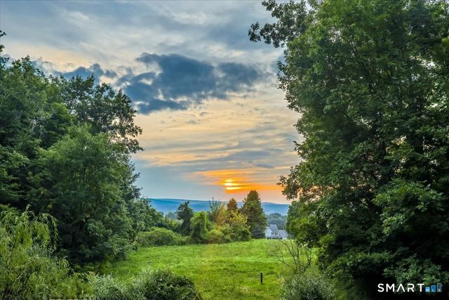 7 High Meadow Road, New Milford, CT 06776