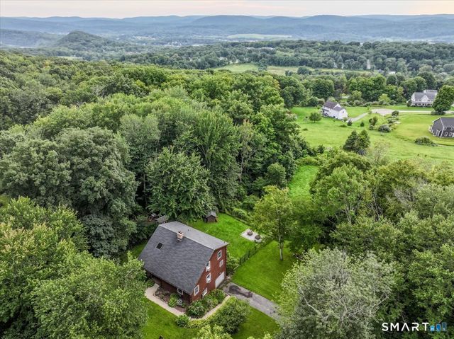 7 High Meadow Road, New Milford, CT 06776