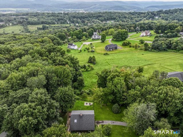7 High Meadow Road, New Milford, CT 06776