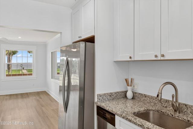 838 CEDAR Street 838, Jacksonville, FL 32207