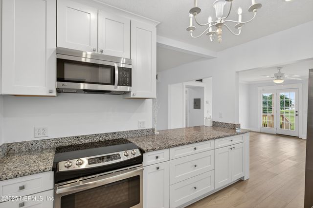 838 CEDAR Street 838, Jacksonville, FL 32207