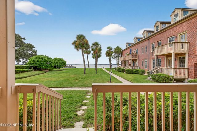 838 CEDAR Street 838, Jacksonville, FL 32207