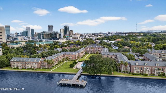 838 CEDAR Street 838, Jacksonville, FL 32207