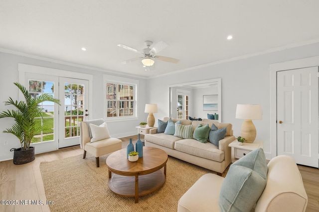 838 CEDAR Street 838, Jacksonville, FL 32207