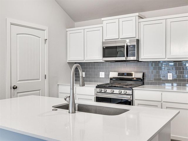 20661 Brush Creek Boulevard, Harrah, OK 73045