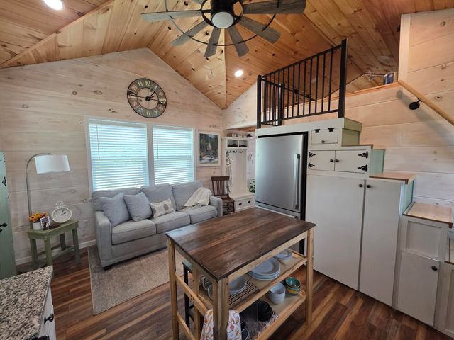 128 Kiersten Drive, Nancy, KY 42544