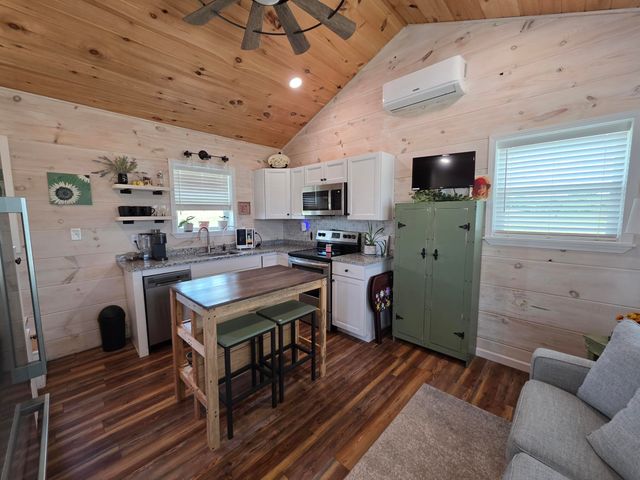 128 Kiersten Drive, Nancy, KY 42544