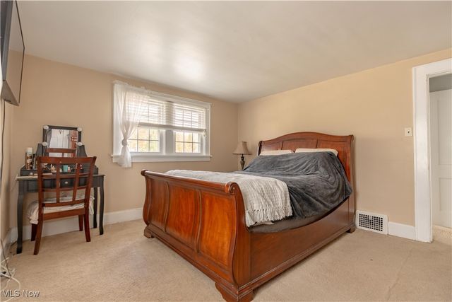 1030 Sunset Drive, Alliance, OH 44601