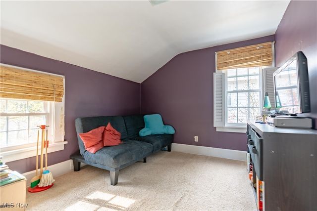 1030 Sunset Drive, Alliance, OH 44601