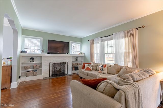 1030 Sunset Drive, Alliance, OH 44601