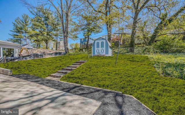2209 HAMMONDS FERRY RD, Baltimore, MD 21227