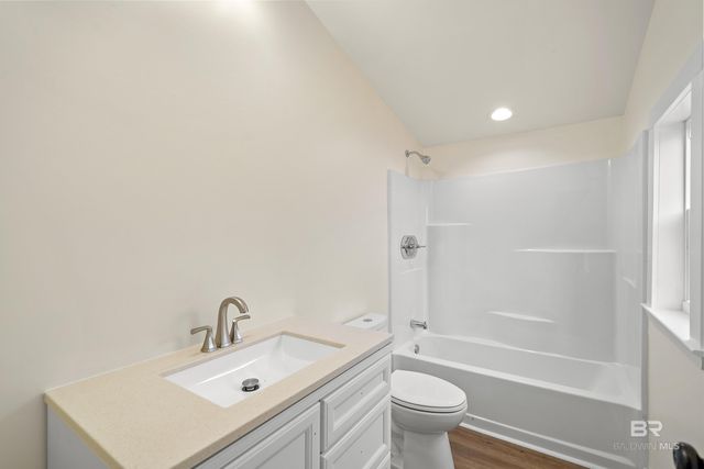 1096 S Pine Street, Loxley, AL 36551