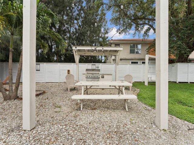 3102 W SAN JUAN STREET B, Tampa, FL 33629