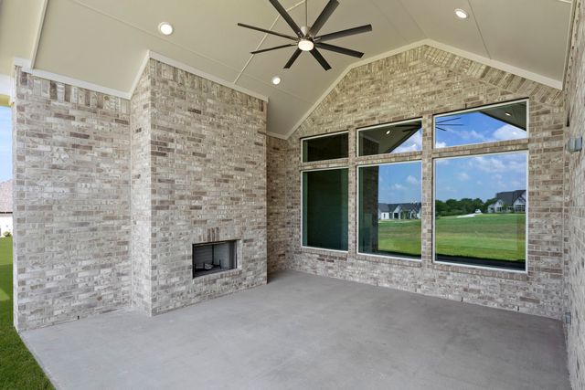 165 Cooper Lane, Van Alstyne, TX 75495