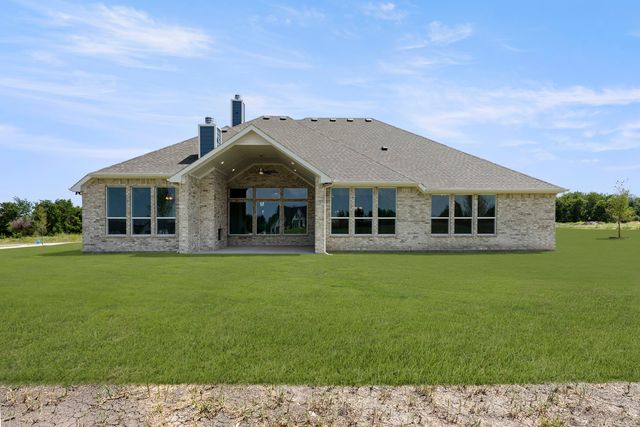 165 Cooper Lane, Van Alstyne, TX 75495