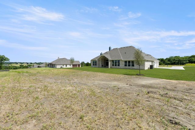 165 Cooper Lane, Van Alstyne, TX 75495