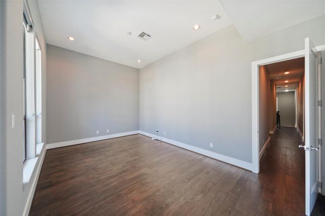 4123 Eigel Street, Houston, TX 77007