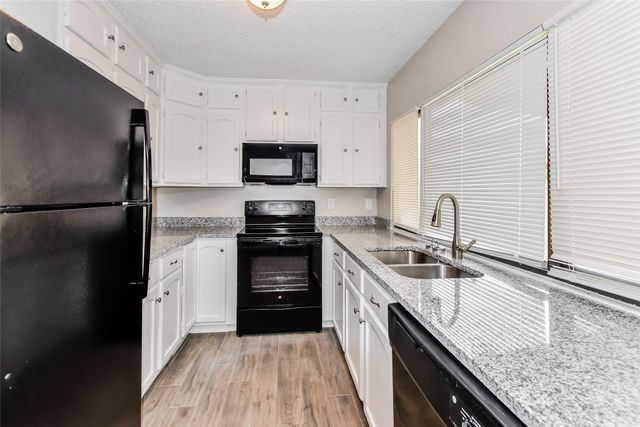 6308 Pine Street, Rowlett, TX 75089