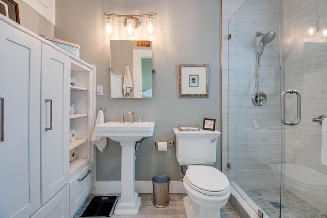 1500 Seminary St Apt 2D, Key West, FL 33040