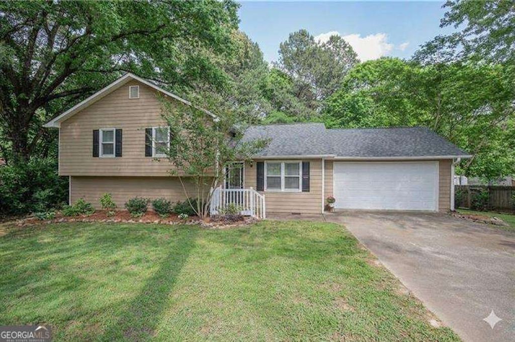 558 Peeples Valley Road NE, Cartersville, GA 30121