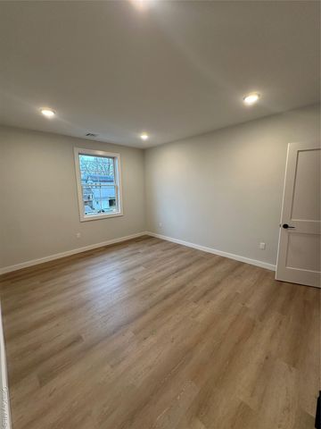 13 Forester Avenue 203, Warwick, NY 10990