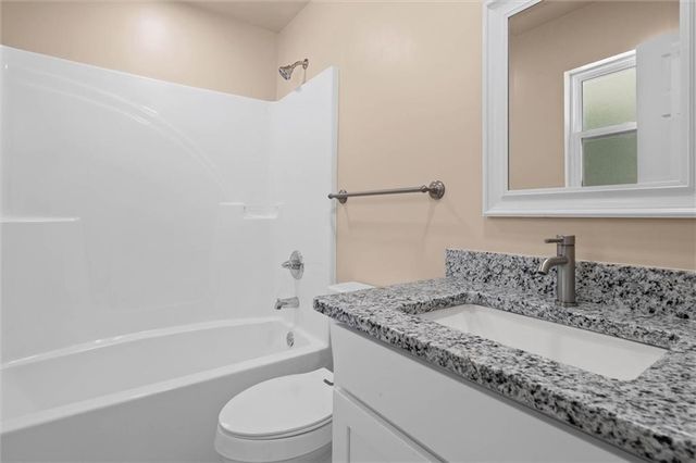 7121 Old Military Road, Theodore, AL 36582