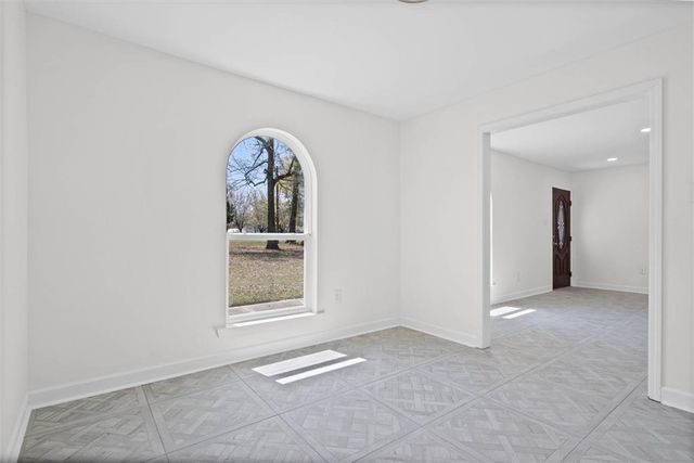 7121 Old Military Road, Theodore, AL 36582