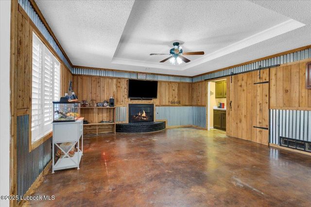 2022 Buffalo Drive, Levelland, TX 79336