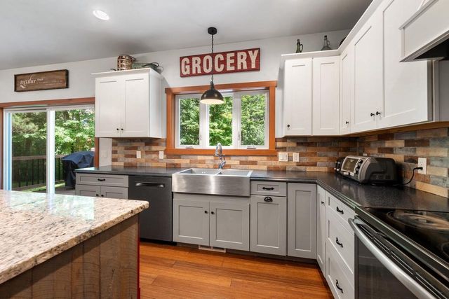 3764 HALLERS CREEK ROAD, Suamico, WI 54313
