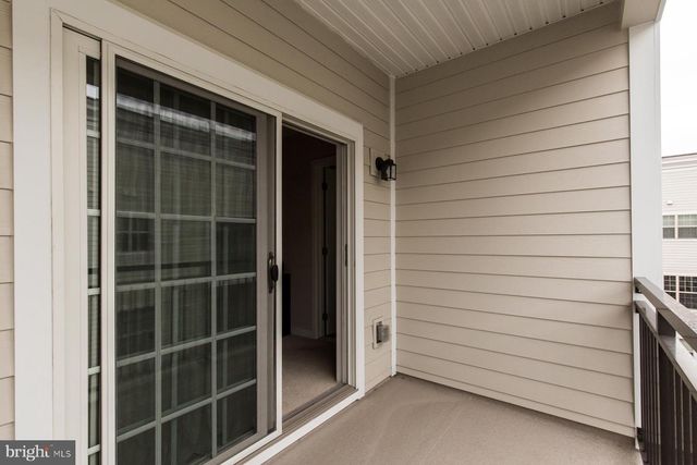 207 BRINLEY CT, Philadelphia, PA 19146