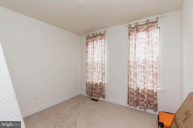 207 BRINLEY CT, Philadelphia, PA 19146