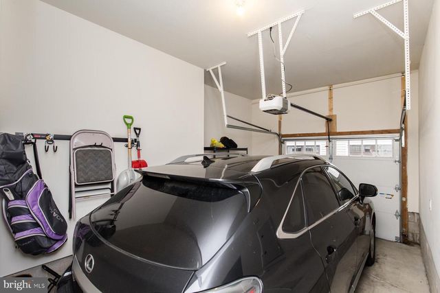 207 BRINLEY CT, Philadelphia, PA 19146