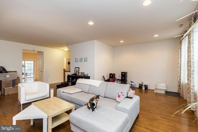 207 BRINLEY CT, Philadelphia, PA 19146