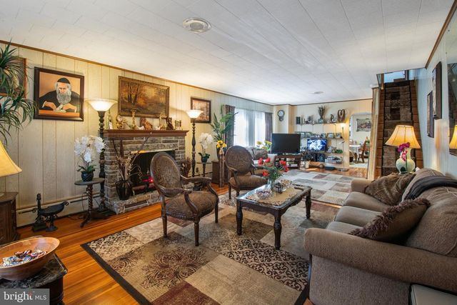 625 INDIANA AVE, Trenton, NJ 08638