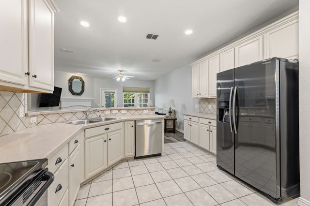 920 Cascade Drive, Fairview, TX 75069