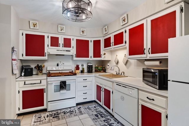 97 PROVIDENCE FORGE RD, Royersford, PA 19468