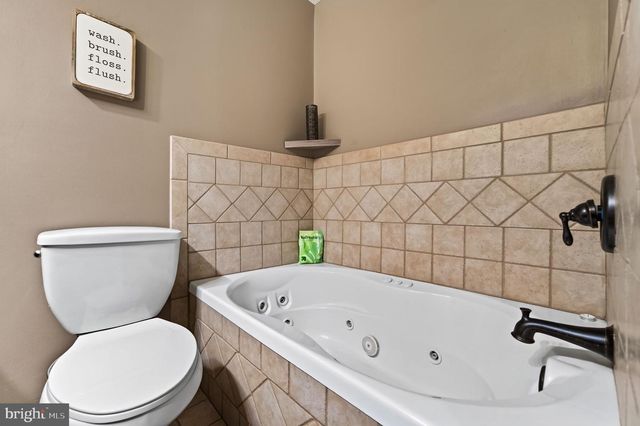 97 PROVIDENCE FORGE RD, Royersford, PA 19468