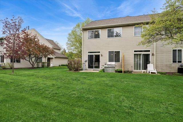 1466 Doolittle Lane 1466, Grayslake, IL 60030
