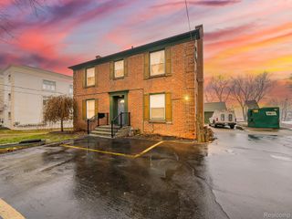 3170 Dixie Highway D, Waterford Charter Township, MI 48328