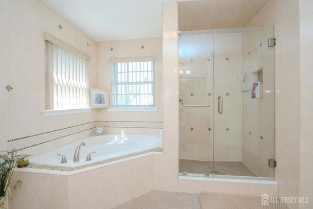 14 Revere Road, South Brunswick, NJ 08852
