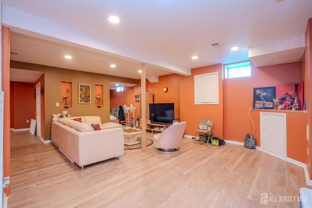 14 Revere Road, South Brunswick, NJ 08852
